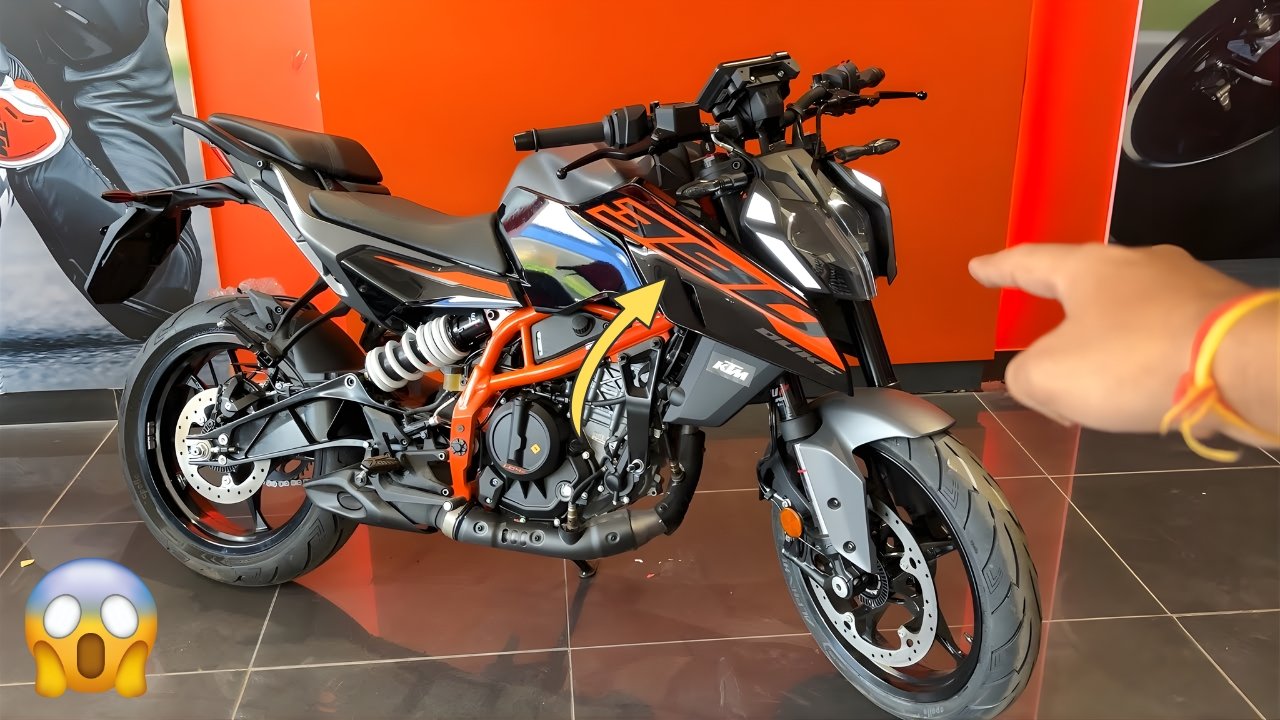2025 KTM Duke 390